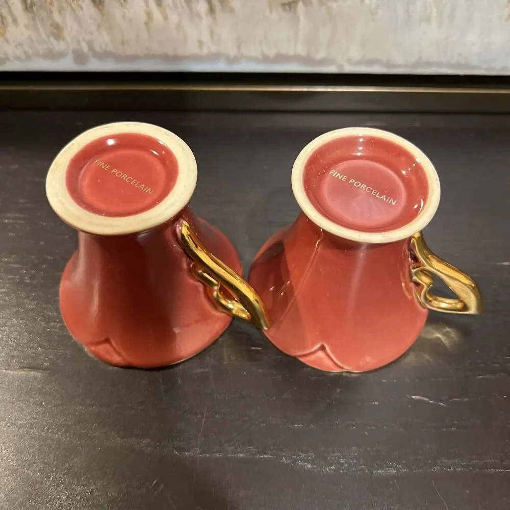 Rare Yedi Design Coffee (2) Two Cups Triangle Saucer Bordeaux Gold Trim